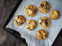What ingredient keeps cookies soft?