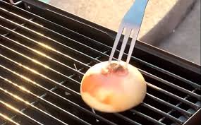 They're so convenient and simple to use, but it's easy to let proper care and cleaning go by the wayside. How To Keep And Clean A Very Dirty Grill Infallible Method 2020