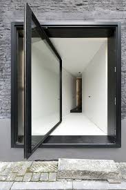 Contemporary House Entrance Design