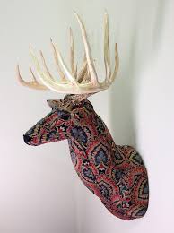 Kelly Jelinek S Animal Sculptures