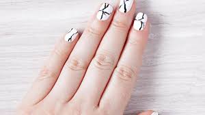 4 ridiculously easy nail art designs