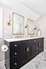 Amluxx has the largest assortment of black bathroom vanities. Master Bathroom Black Vanity Klassisch Modern Badezimmer New York Von Kitchen Intuitions Houzz