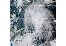 Tropical storm ida strengthened into a hurricane on friday as it swept toward cuba and is expected to reach the gulf coast of the united states over the weekend, the national hurricane center said. Gjvka7qtxfun7m