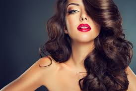 red lipstick lips wavy hair makeup