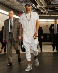 Okay, that's a stretch, but what westbrook wears his interest (and influence) in fashion has lead to collaborations with nike and barney's new york, as well as a handsome rizzoli hardcover published. The Complete Costly Guide To Dressing Like Russell Westbrook Sbnation Com