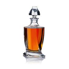 A Full Crystal Whisky Decanter With