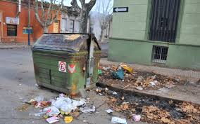 Resultado de imagen para container de basura en venezuela