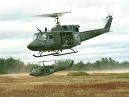 They built a total of 352. Bell Uh 1 Iroquois Huey Xenopedia Fandom