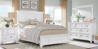 You might also like this photos or back to diy ideas of king size bedroom sets. Hilton Head White 5 Pc King Panel Bedroom King Size Bedroom Furniture Sets King Size Bedroom Furniture Bedroom Panel