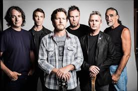 Pearl Jam Is Bringing Christmas Songs To Streaming Services