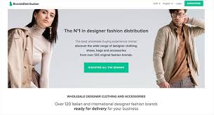 20 top dropshipping clothing suppliers