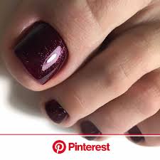 Amazing gradient inspired maroon nail art design. 30 Dazzling Ideas For Maroon Nails Designs Maroon Nail Designs Maroon Nails Burgundy Nails Clara Beauty My