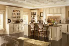 Now that you've got your plan in motion, it's time to bring the look and feel of your dream kitchen together. I Like The Look Here With The Cream Cabinets And Creamy Yellow Walls With A Da Traditional Kitchen Cabinets Kraftmaid Kitchens Kitchen Cabinet Styles