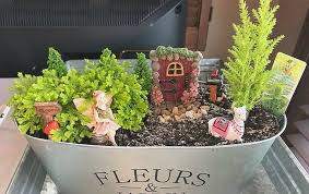 Miniature Fairy Garden Ideas 15