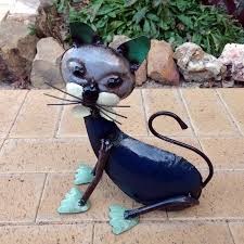 Metal Cat Sitting Garden Sculpture