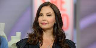 Ashley Judd says she's 'drowning in ...