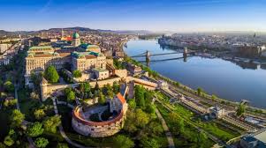 A pályázat célja, hogy elősegítse az új értékek teremtését, a hagyományos értékek megőrzését. Where To Stay In Budapest Best Areas And Neighborhoods The Nomadvisor