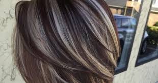 As they say, pictures are worth a thousand words, so don't hesitate to bring photos or save images on your phone of the exact shade of brown you're hoping to rock. Highlights Hair Idea Dark Brown Hair With Ash Blonde Highlights