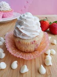 Although i'm a huge fan of cupcakes, i don't now back to these yummy strawberry swirl cupcakes. Strawberry White Chocolate Cupcakes Confessions Of A Confectionista
