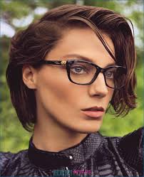 It really adds some sexiness and is the most practical choice that you can ever find to try on. 41 Cheeky Short Hairstyles For Eyewear Wearers Heystyles