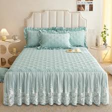 Elegant Lace Double Bedspread For