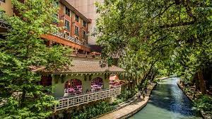 best riverwalk hotels in san antonio