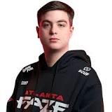 What does FaZe simp play on?