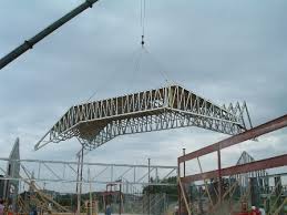 long span metal truss installation