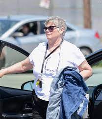 Get the latest news, gossip on kelly mcgillis with exclusive stories and pictures from tvguide.com. Top Gun Star Kelly Mcgillis Spotted Walking Near Her Home As Sequel Starts Filming 32 Years After The Original