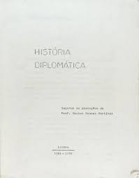 De esquerda e do fc porto. Historia Diplomatica By Soares Martinez Pedro Mario Good No Binding Livraria Castro E Silva