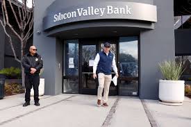 Silicon Valley Bank collapse: What's next for banks and investors? - The  Globe and Mail