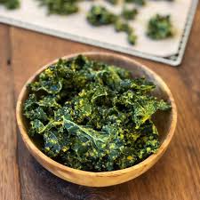 cheesy dehydrated kale chips with