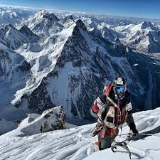 The mountain was discovered in 1856 by col. K2 Summit Tally Spikes From Zero To 24 Explorersweb