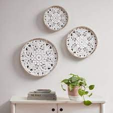 White Carved Wood Wall Decor Set