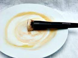 cleaning your makeup brushes a dirty