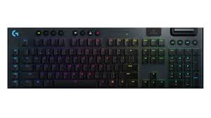 Logitech also released the g915 tkl, which is a variant of this keyboard without a. Logitech G915 Lightspeed Low Profile Gaming Keyboard First Impressions Slashgear