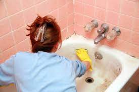 how to get hair dye off the sink or tub