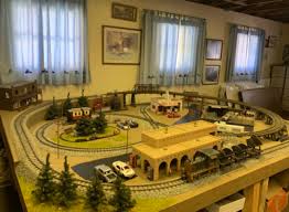 completed indoor layouts trains