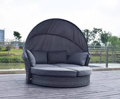 Why Rattan Garden Furniture Is Becoming