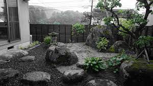small japanese gardens