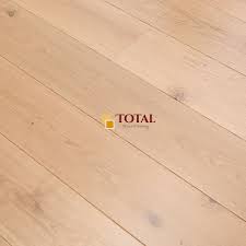 selected engineered oak lacquered 20