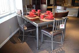 hudson dinette with leaf and 4 chairs