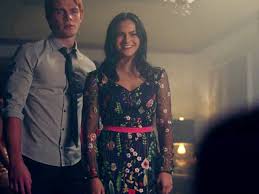 See more ideas about veronica lodge outfits, veronica lodge, riverdale fashion. Veronica And Betty S Best Outfits On Riverdale Ever