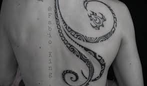 Veja mais ideias sobre tatuagem, tatuagem feminina tatuagem feminina para se inspirar. Tatuagem Maori Feminina Simbolos Populares Historia E Fotos P Voce