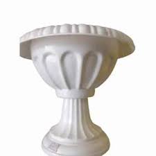 Plastic Round 6 Inch White Plant Pots