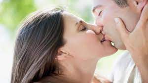 how to kiss 23 diffe ways to kiss