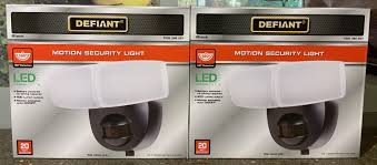 defiant led motion security light