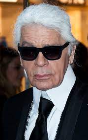 Receive a collectible boxing keychain. Karl Lagerfeld Wikipedia