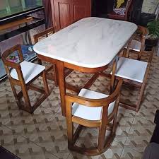 Space Saving Dining Tables