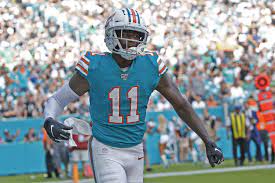 DeVante Parker, Dolphins Agree to 4 ...